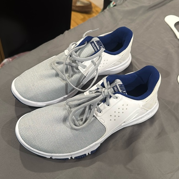 Nike Men’s training shoes - Picture 1 of 4